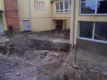 12.8.2012 salaojaremontti vielä hieman vaiheessa