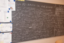 25.10.2014 Kodin ja koulun päivä. Vv:n esittelypiste "Millainen on hyvä vanhempi" 4.-6. luokkalaisten vastauksia.