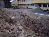 12.8.2012 salaojaremontti vielä hieman vaiheessa